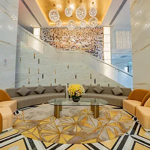 Golden Dragon **** Makao