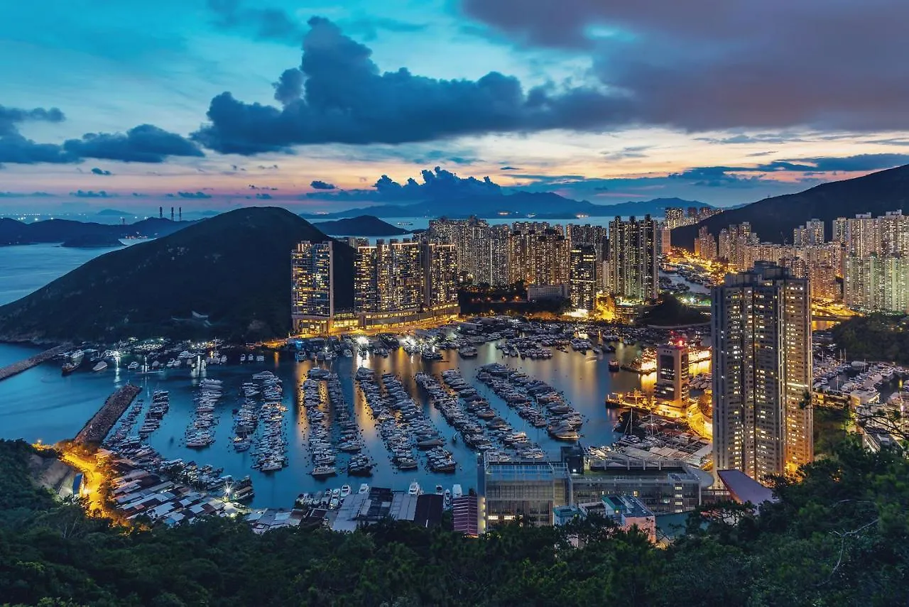 Hotel Urbanwood Ap Lei Chau Hong Kong 4*,